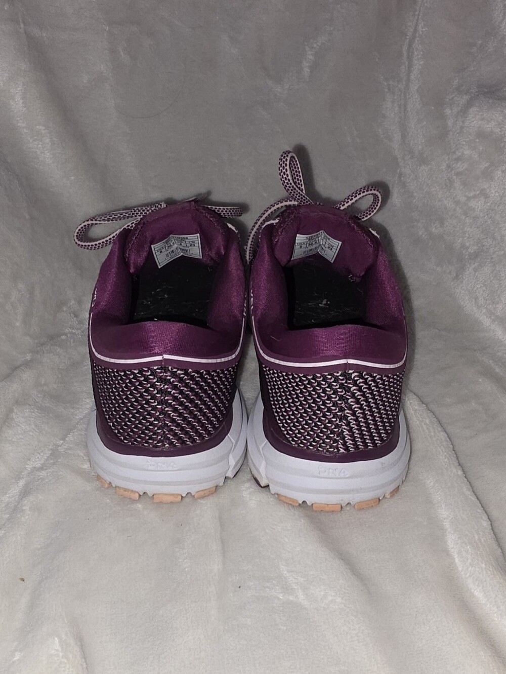Brooks Revel Plum Running Shoes Size 6 Womens - Picture 5 of 8